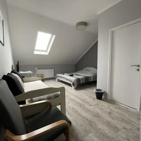 Ulics Vendeghaz Ii Appartement