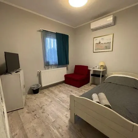 Ulics Vendeghaz Ii Appartement Zalacsány