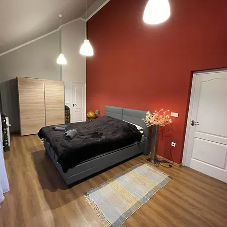 Appartement Ulics Vendeghaz Ii *